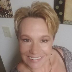 Meet your Posher, Dianna